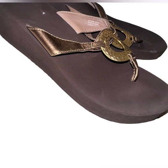 💥FINAL YELLOW BOX Cassidy metallic bronze sandals women’s flip flops size 9 - Picture 7 of 16